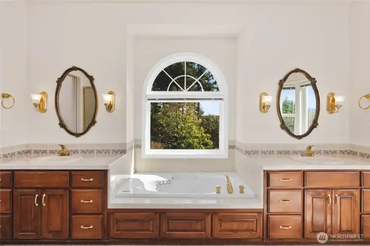 Primary Full Bath