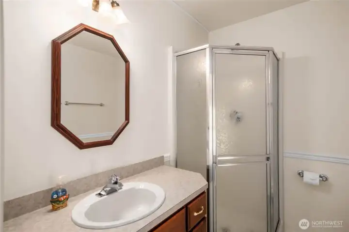 3/4 Bath off 2nd floor Bedroom