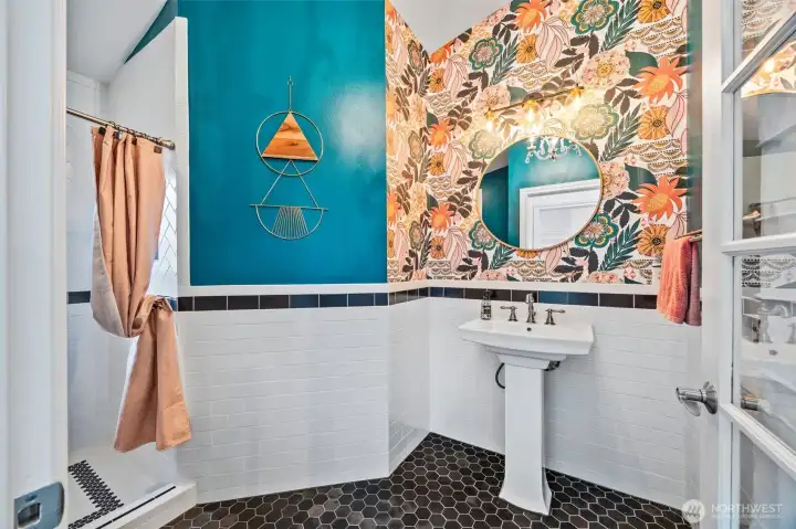 Main floor bath
