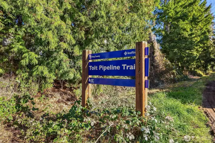 The complex backs to the Tolt trail, with miles of walking and biking