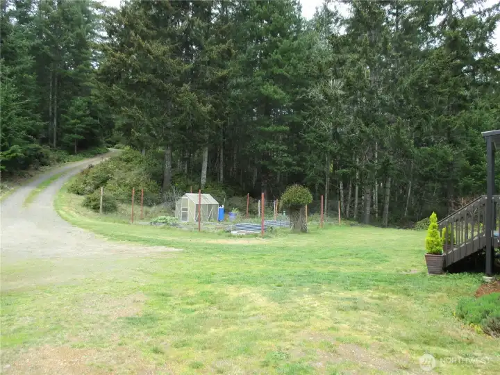 Driveway down to house