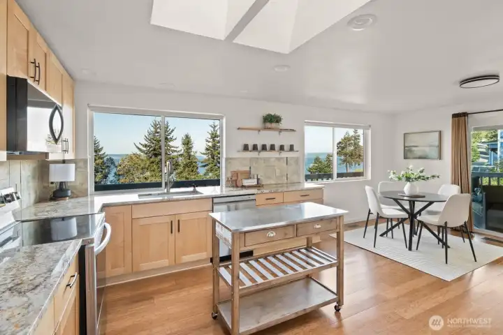 Tastefully remodeled kitchen with plenty of room for family and friends gatherings Tastefully remodeled kitchen with plenty of room for family and friends gatherings