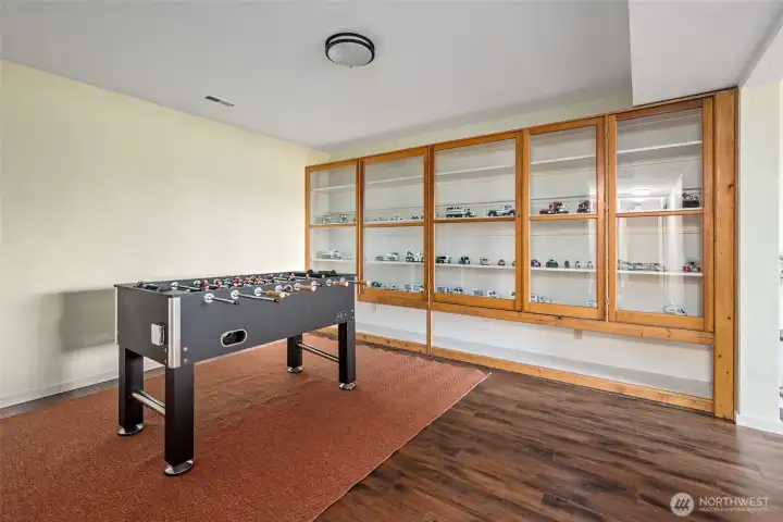 Built in cabinetry for displaying your treasures