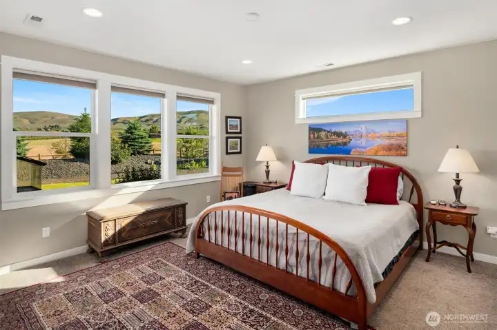 Primary bedroom with mountain viwes. Primary bedroom with mountain viwes.