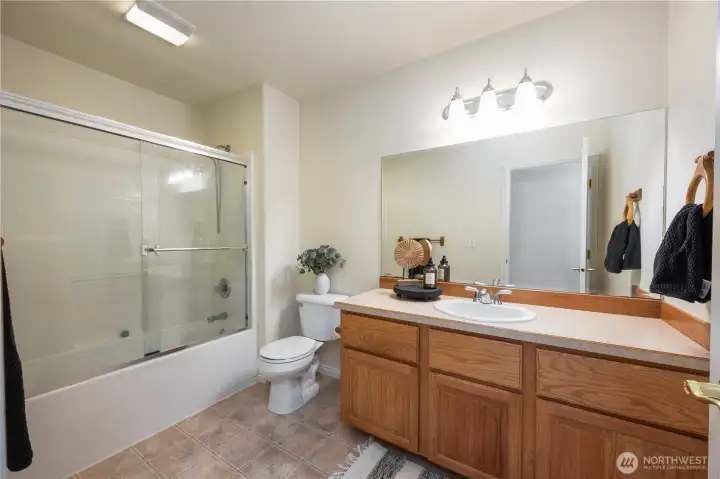 Bathroom #2