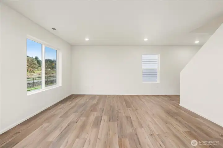 Photo not of actual home. Pictures are from a different home with the same floorplan Photo not of actual home. Pictures are from a different home with the same floorplan