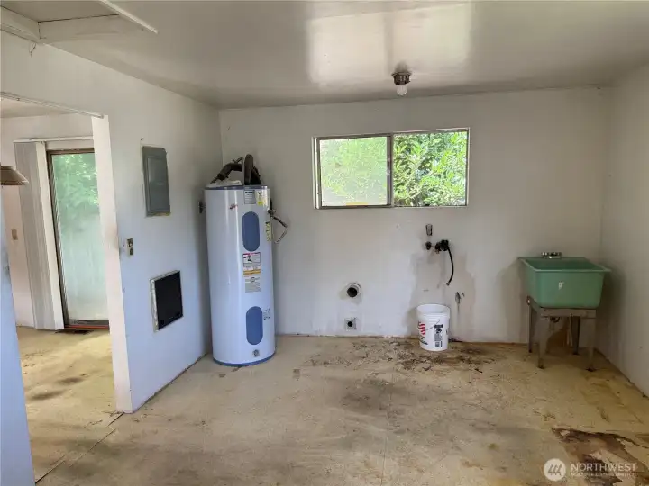 Gas water heater Gas water heater