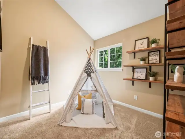 Upstairs Bonus Room