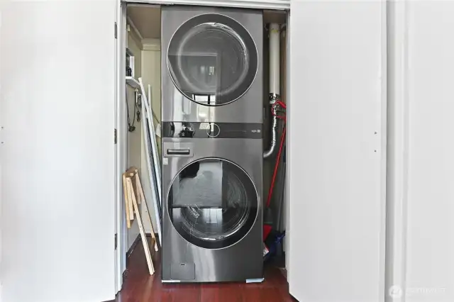 Full sized washer & dryer in unit!