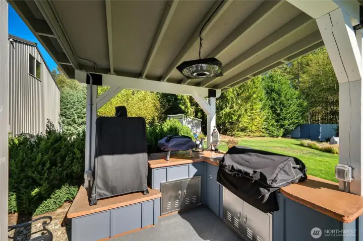 Built in BBQ