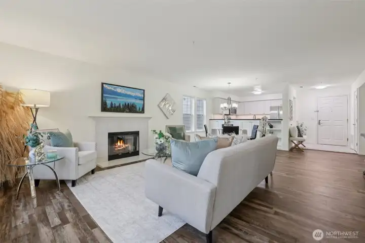 Fabulous space for large furniture or cozy sitting areas