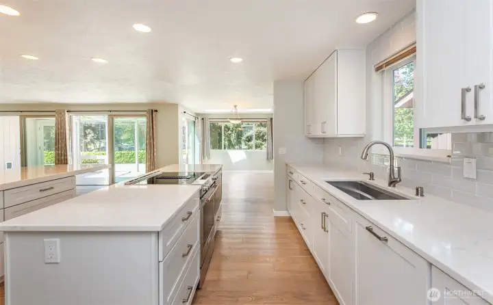 Elevated finishes: Quartz, SS Appliances...