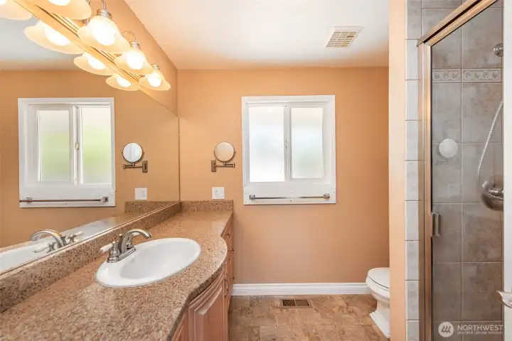 Primary Ensuite Bath