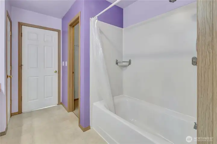 Primary bath.