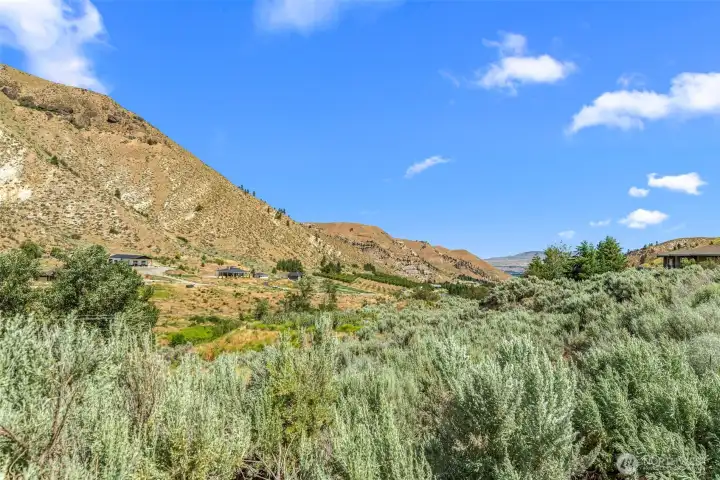 View from the lot looking toward Wenatchee View from the lot looking toward Wenatchee