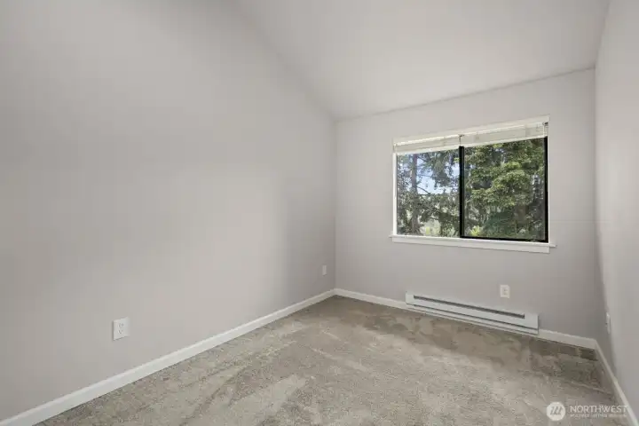 wnd or 3rd Bedroom