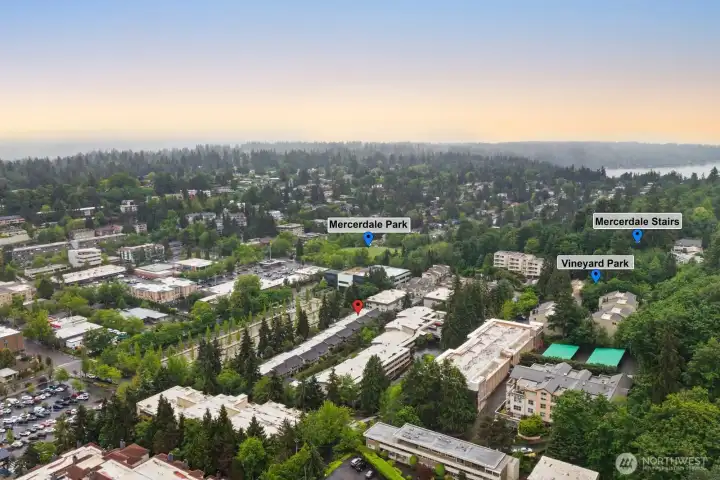 Proximity to Two wonderful Parks from the Townhome.  5 minute walks.