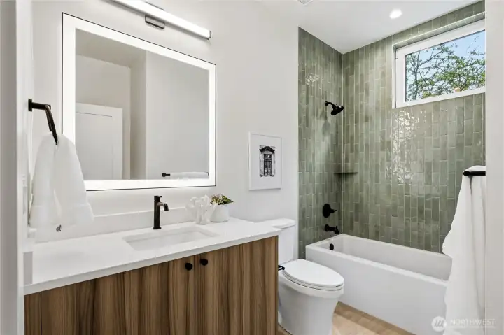 2nd Bathroom 2nd Bathroom