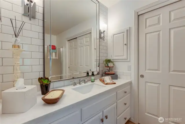 3/4 on-suite guest bathroom.