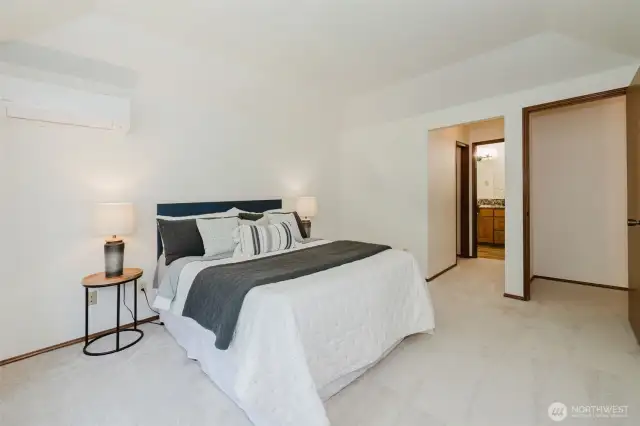 Plenty of space, walk in closet and secondary closet