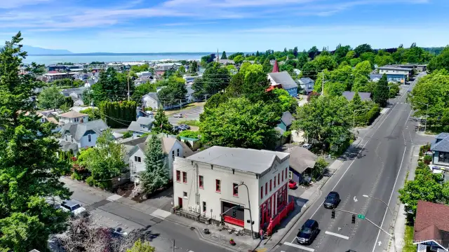 An iconic Bellingham setting...Looking out towards Bellingham Bay, The Columbia neighborhood, and Elizabeth Park