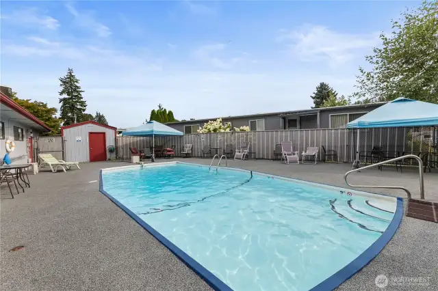 Did we say private in-ground pool and clubhouse to stay cool with all your guests during summer when you live here