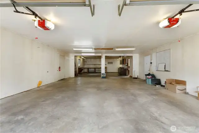 6 car tandem Garage