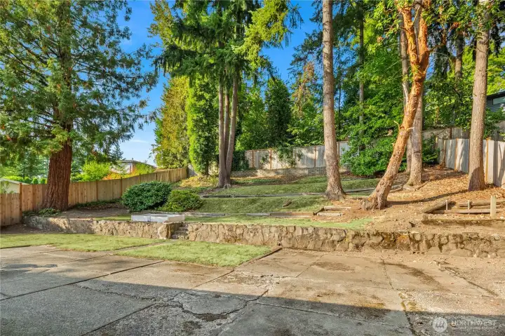 *10,822 SF lot (*per king co records)