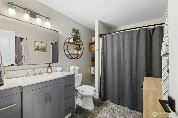 Full Bathroom