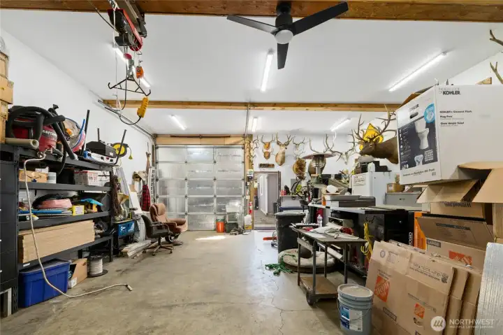 Shop  Trolley above and all appliances in garage convey with seller.