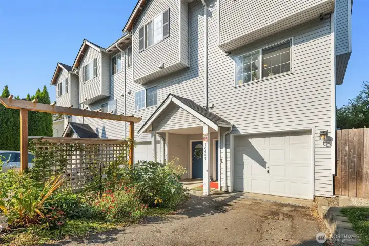2+ Car Driveway