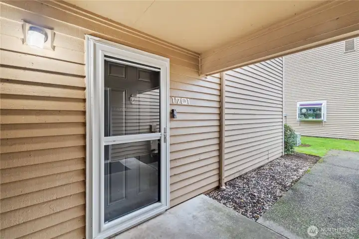 Desirable End Unit with Covered Entry