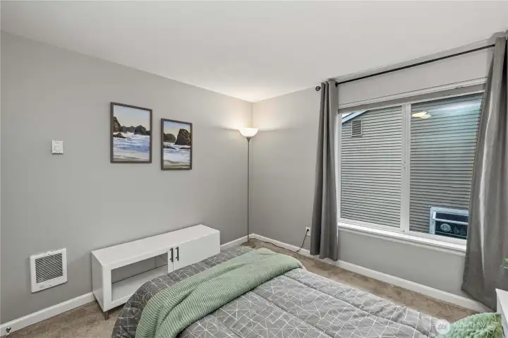 Top-Bottom Blinds to Convey