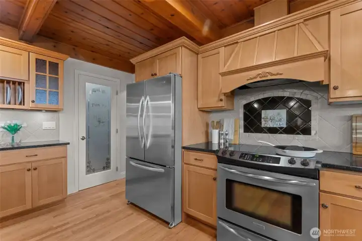 Coffee bar and Pantry