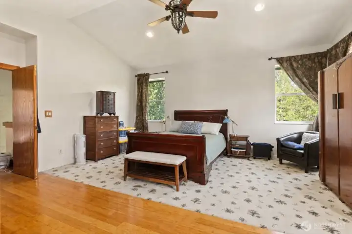Upstairs - Primary Suite