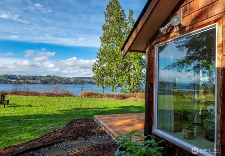Stunning water and mountain views with 2 dwellings on 1+/- acre close to Freeland!