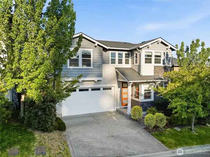 This home offers an exceptional blend of lifestyle, convenience, and design.