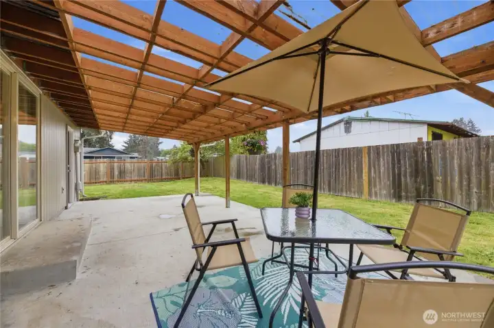 Large covered Patio Large covered Patio