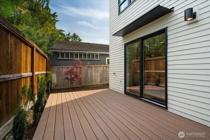 Private and fully fenced back deck. Photo of model unit, 4118. Finishes may vary, buyer to verify.