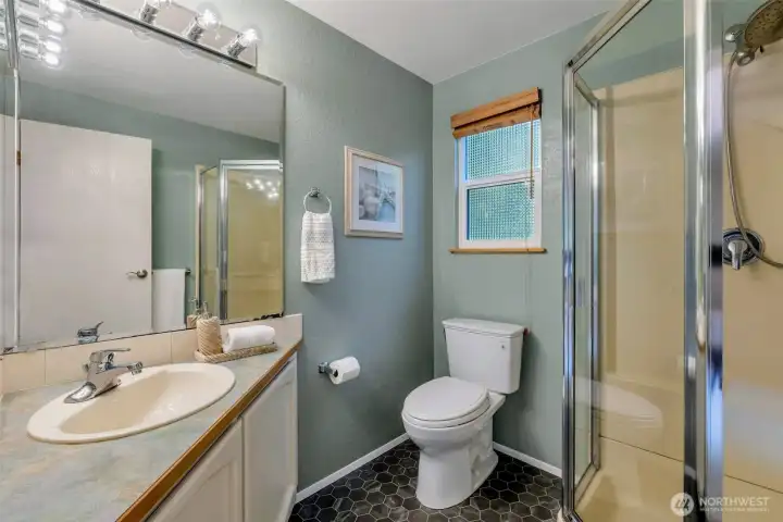 Primary bath