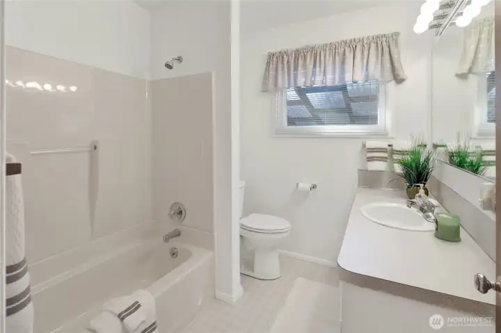 Full bath Full bath