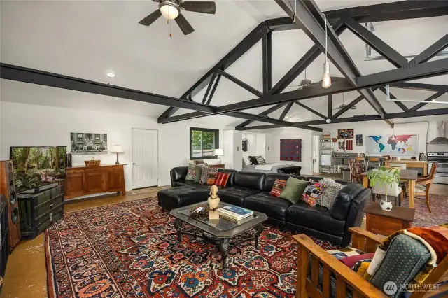 Such a great space. Can be used as a guest space, a teenage hangout, an art studio and whatever you might dream up.