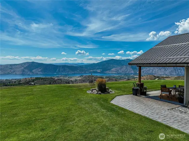 20 Panoramic view acres with plenty of room for a private pool