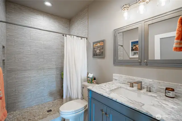3/4 main bath