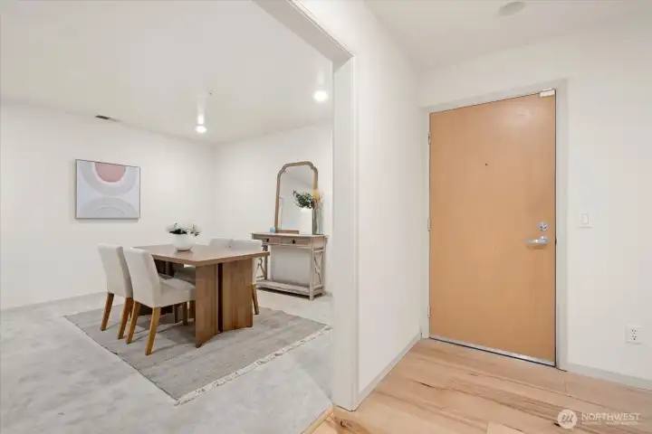 Dining room/bonus room