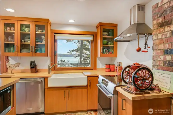 High end cabinets and appliances. Seller will be taking antiques