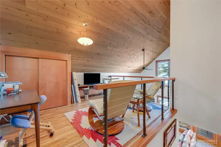 Loft showing large closet