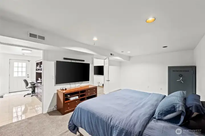 Large extra finished room - lower level