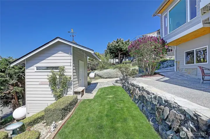 There's also a 2-story stick-built shed with cupola and an eagle weathervane!