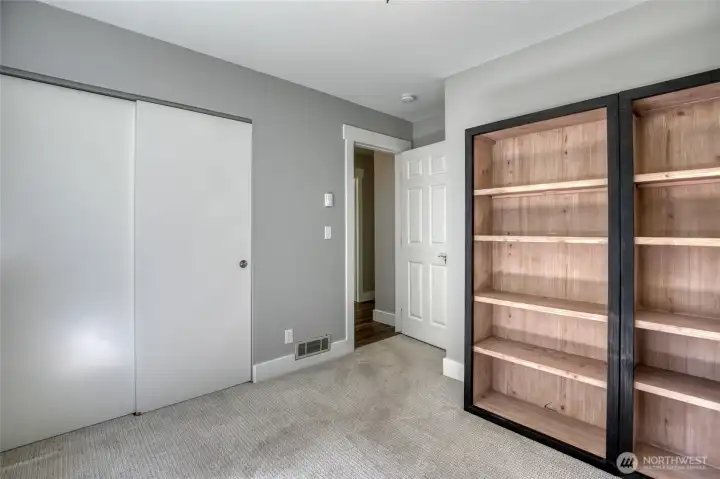 2nd bedroom area